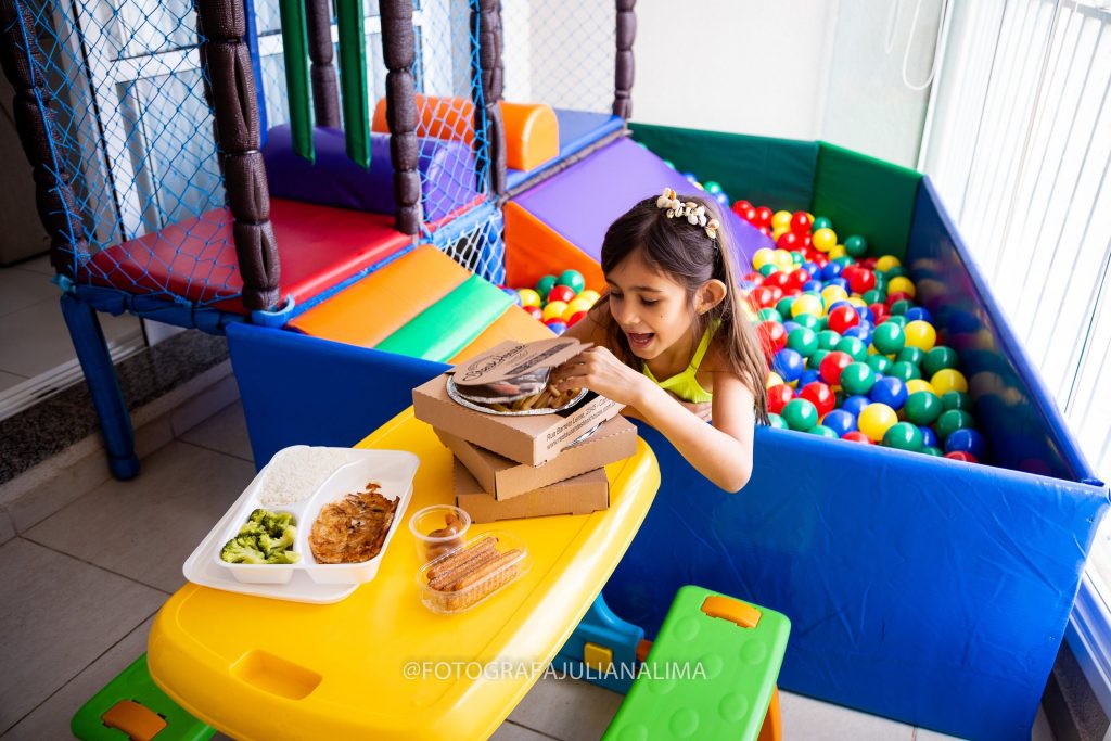 Espaço kids inspirado no restaurante Steak House em Campinas