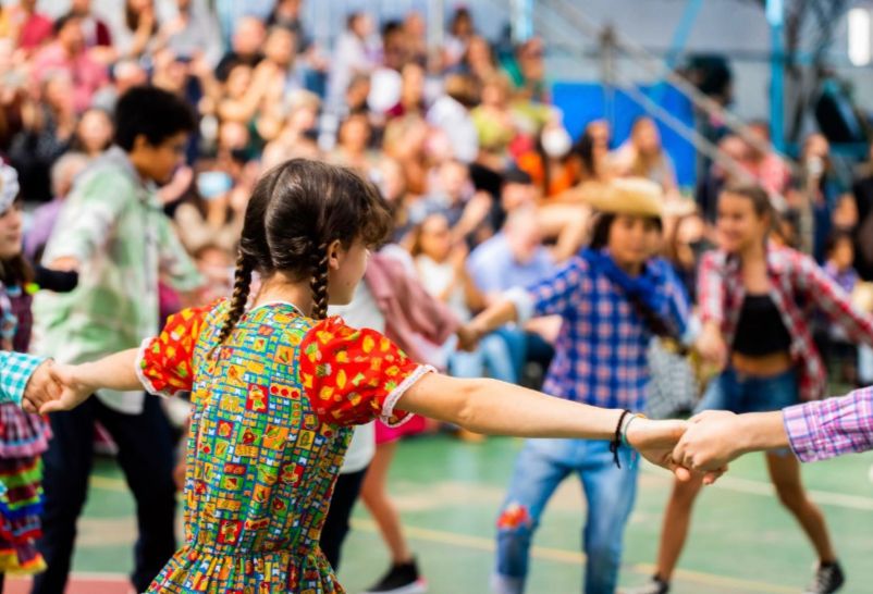 29 penteados para festa junina infantil 2023